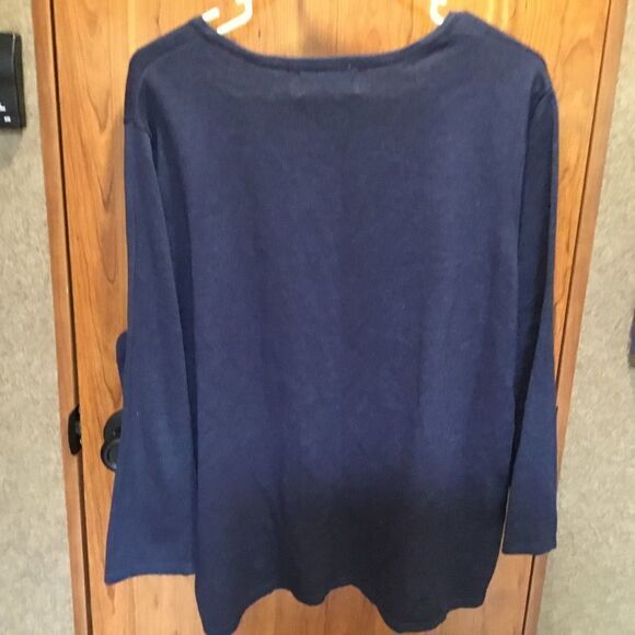 SALE NWOT Alfred Dunner Brand Women’s XL Navy & Animal Print Top - Picture 6 of 7